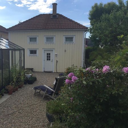 Lilla Saturnus Villa Ljungskile Exterior photo